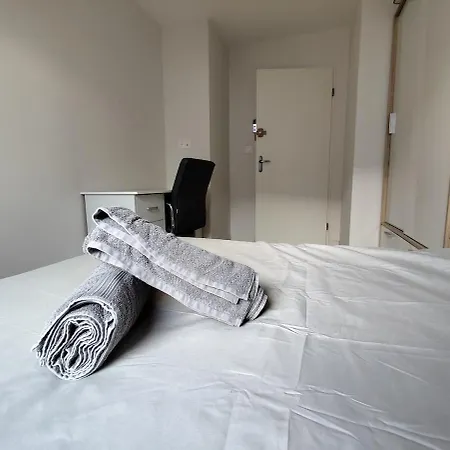 La Fraternite, 4 Chambres, 2 Parkings, 2 Salle D'eau, Wifi