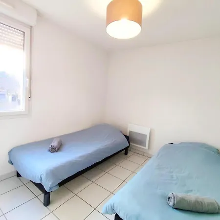 La Fraternite, 4 Chambres, 2 Parkings, 2 Salle D'eau, Wifi Apartment Poitiers